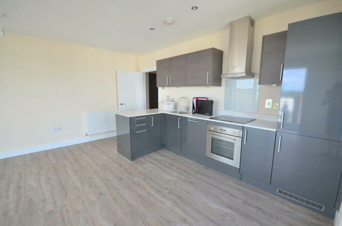 2 Bedroom Apartment To Rent In Peninsula Quay, Pegasus Way, Gillingham, ME7