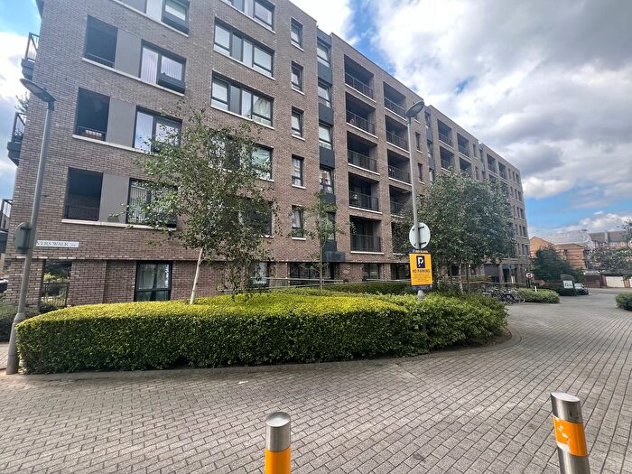 1 Bedroom Flat To Rent In Gullivers Walk, London, SE8