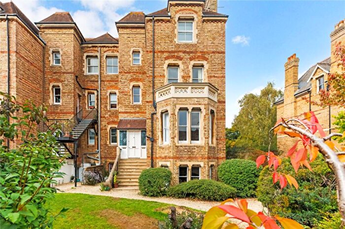 1 Bedroom Apartment To Rent In Crick Road, Oxford, Oxfordshire, OX2