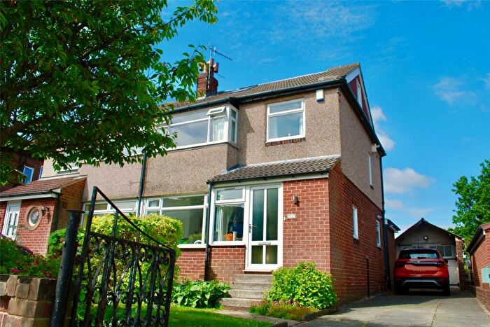 4 Bedroom Semi Detached House For Sale In Carr Hill Drive, Calverley, Pudsey, West Yorkshire, LS28