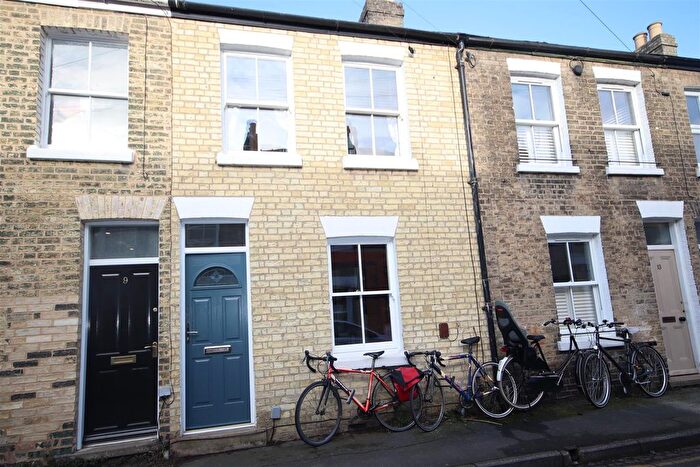 3 Bedroom Property To Rent In Edward Street, Cambridge, CB1