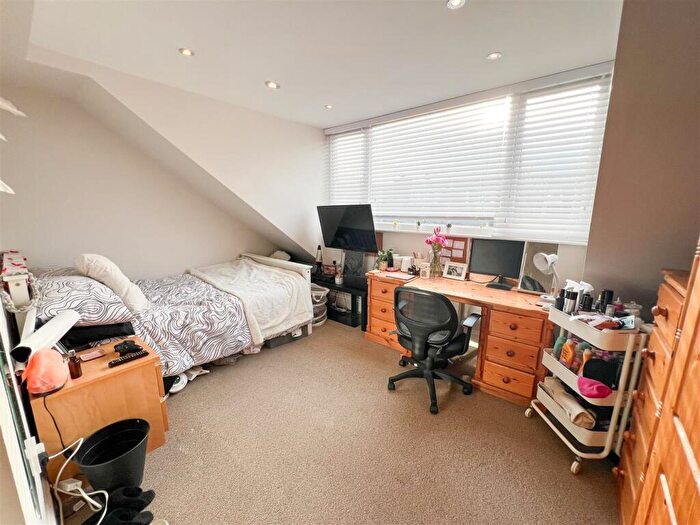 5 Bedroom House To Rent In Cemetery Avenue, Ecclesall Road, S11