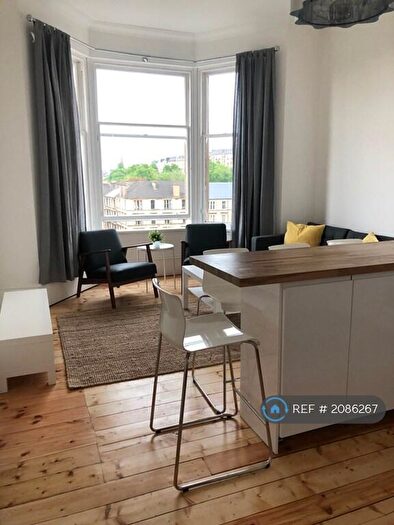 3 Bedroom Flat To Rent In Gibson St, Glasgow, G12