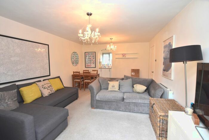 1 Bedroom Flat To Rent In Orchard Grove, London, SE20