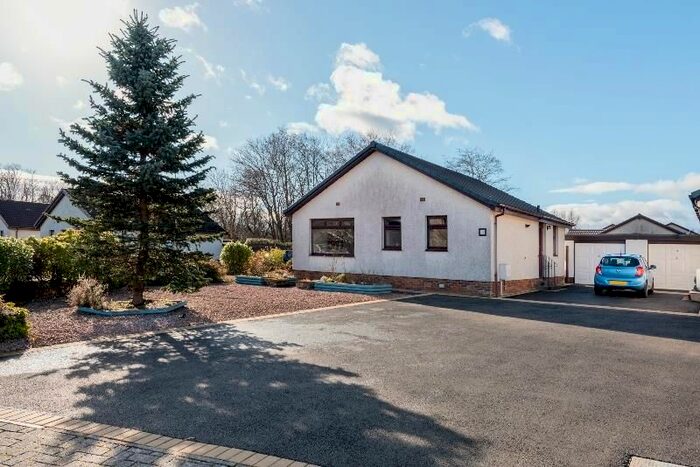 2 Bedroom Detached Bungalow To Rent In Myres Drive, Glenrothes, KY7