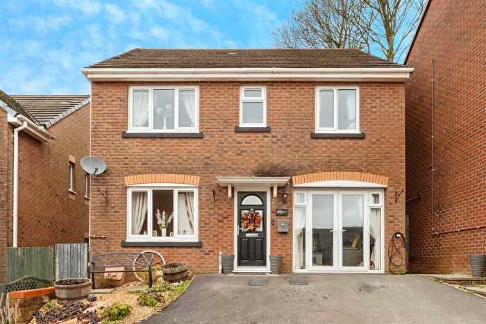 4 Bedroom Detached House For Sale In Penrhiwtyn Drive, Neath, SA11