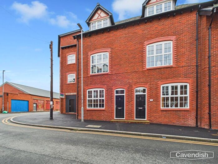 3 Bedroom Town House For Sale In Commonhall Street, Chester, CH1