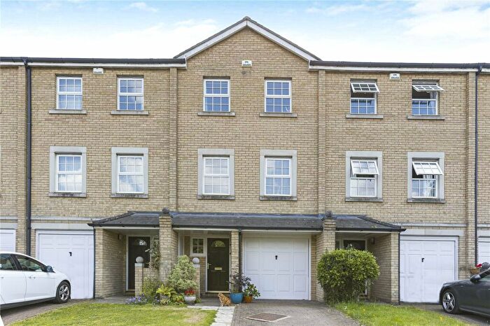 3 Bedroom Terraced House For Sale In Mandlebrote Drive, Littlemore, OX4