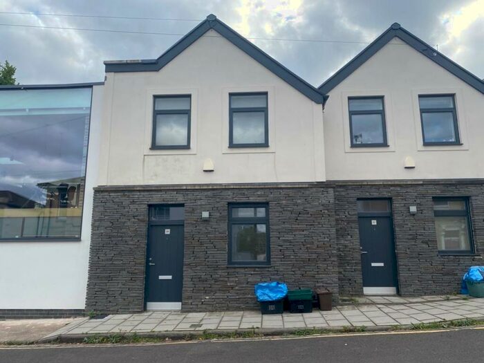 2 Bedroom Terraced House To Rent In Sydenham Road, Cotham, Bristol, BS6