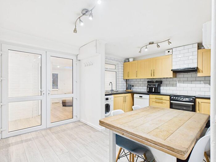 2 Bedroom Terraced House For Sale In Millbay, Bridgwater, TA6