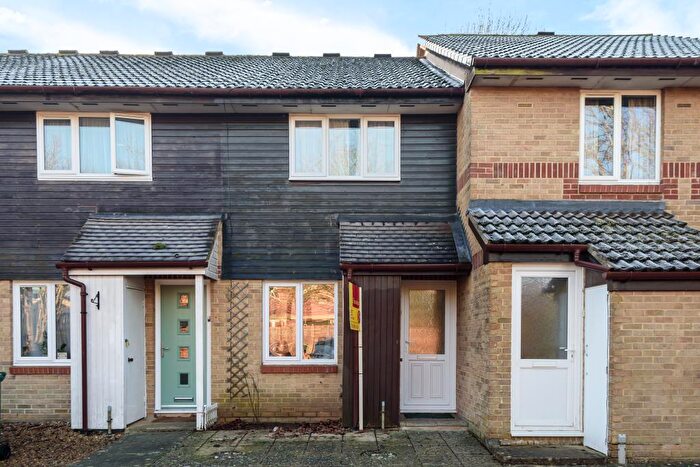 2 Bedroom Terraced House To Rent In Kidlington, Oxfordshire, OX5