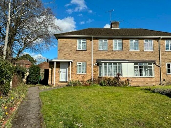 2 Bedroom Maisonette To Rent In Bramdean Road, Southampton, SO18