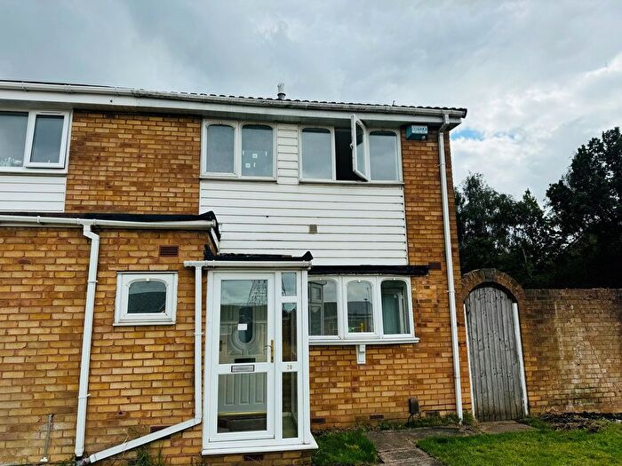 3 Bedroom Semi-Detached House To Rent In Francis Ward Close, West Bromwich, B71