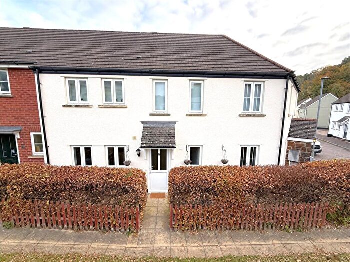 2 Bedroom Apartment To Rent In Woodland Close, Bampton, Tiverton, Devon, EX16
