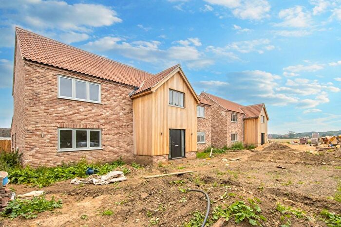 4 Bedroom Detached House For Sale In Lynn Road, East Winch, King's Lynn, PE32