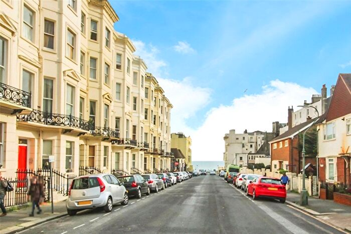 2 Bedroom Flat To Rent In Holland Road, Hove, East Sussex, BN3