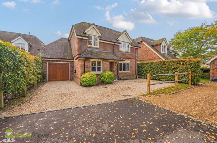 4 Bedroom Detached House For Sale In Shepherds Walk, Oakley, Basingstoke, Hampshire, RG23