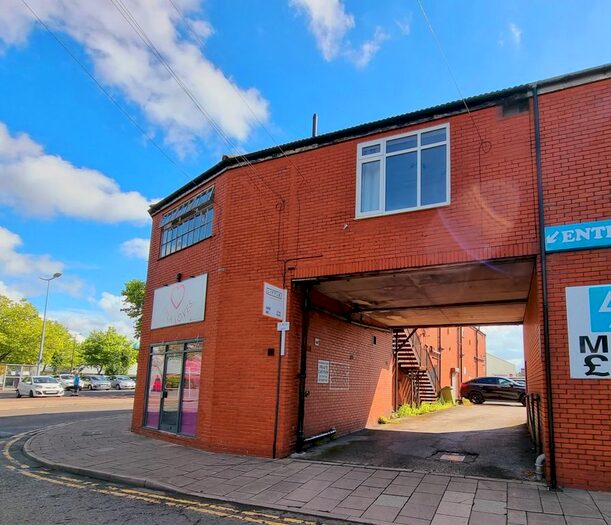 1 Bedroom Flat To Rent In North John Street, St. Helens, WA10