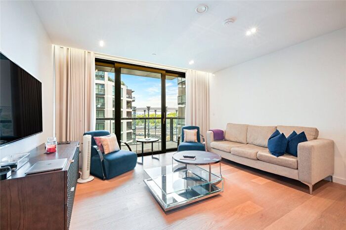 2 Bedroom Flat To Rent In Handyside Street, London, N1C