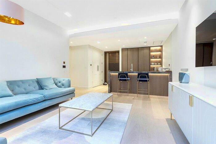 2 Bedroom Flat To Rent In Portugal Street, London, WC2A