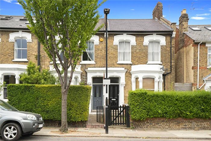4 Bedroom Terraced House To Rent In Beversbrook Road, Tufnell Park, London, N19