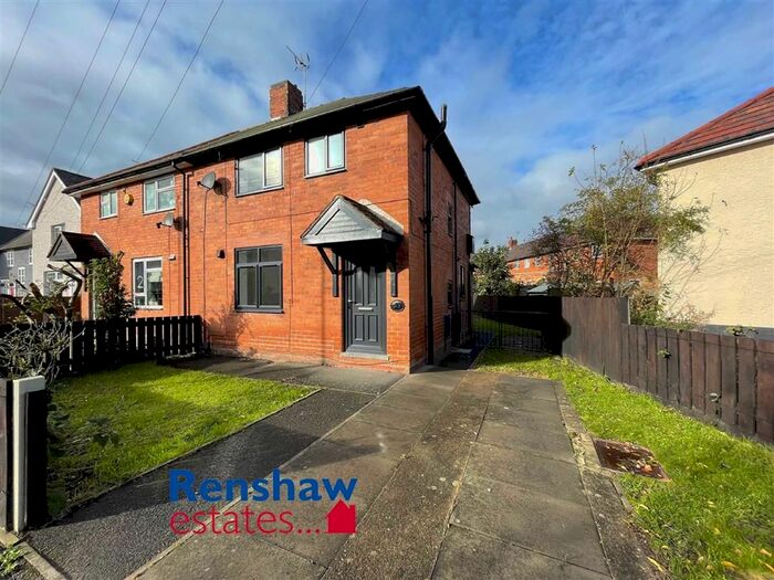 3 Bedroom Semi-Detached House To Rent In Boweswell Road, Ilkeston, Derbyshire DE7
