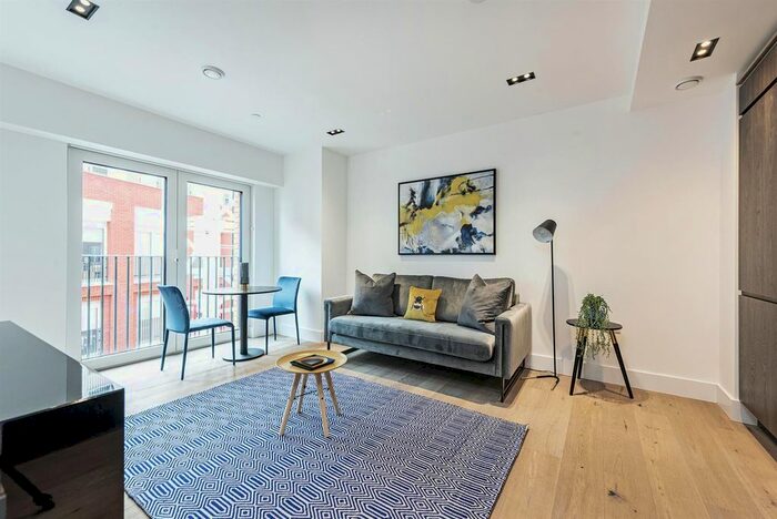 Studio To Rent In Keybridge Tower, Exchange Gardens, London, SW8