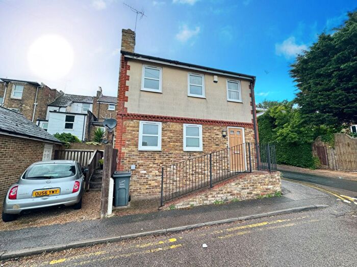 3 Bedroom Detached House To Rent In Union Street, Ramsgate, Kent, CT11