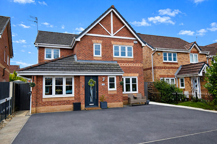 4 Bedroom Detached House For Sale In Sandywarps, Irlam, M44
