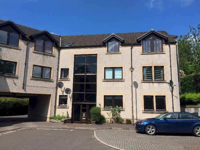 2 Bedroom Flat To Rent In St Mary's Court, Dunblane, Dunblane, FK15
