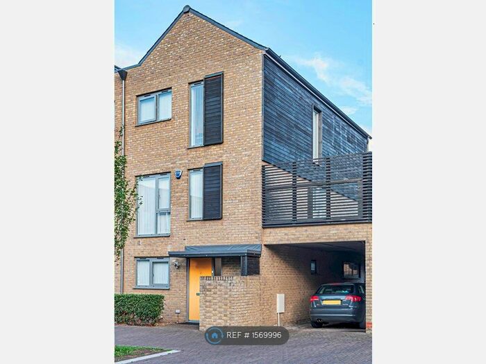 4 Bedroom Semi-Detached House To Rent In High Chase, Newhall, Harlow, CM17