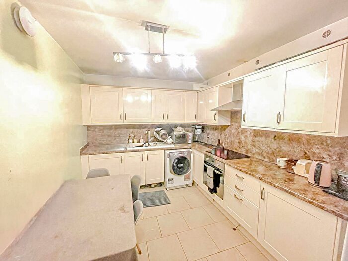 4 Bedroom Apartment To Rent In Melrose Place, Clifton, Bristol, BS8
