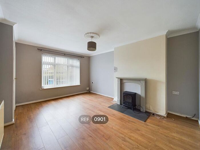 2 Bedroom Terraced House To Rent In Medina Road, Longhill, HU8