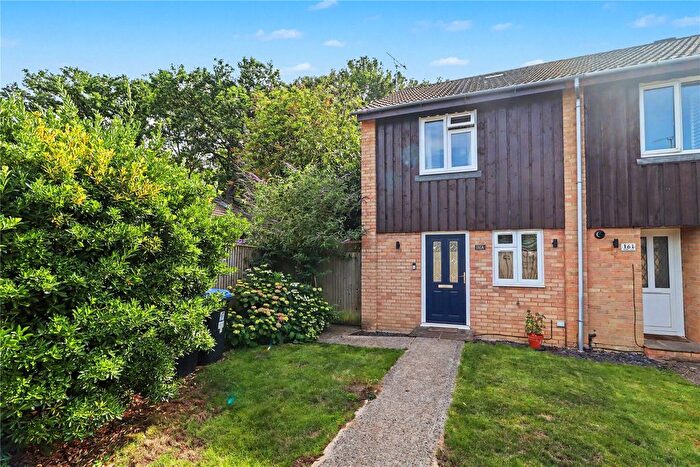 2 Bedroom End Terrace House For Sale In Woking, Surrey, GU21