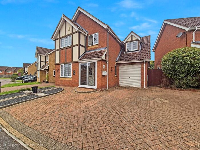 4 Bedroom Detached House For Sale In Wiseman Close, Luton, LU2