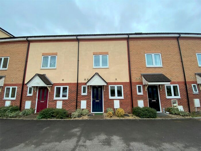 3 Bedroom Terraced House To Rent In Garfield Road, Bristol, Somerset, BS5