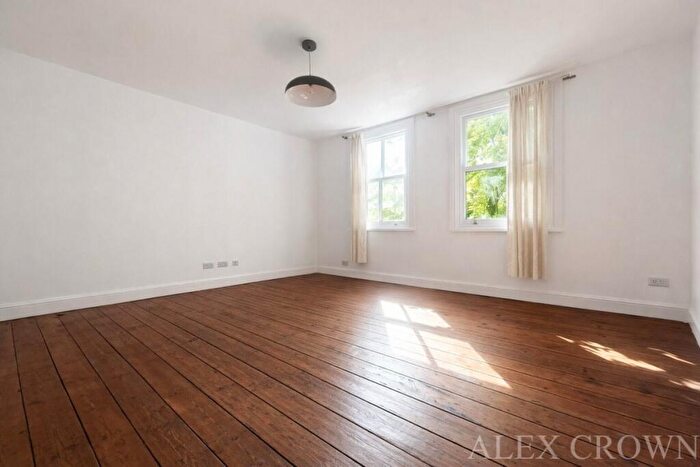 2 Bedroom Flat To Rent In Hornsey Road, Hornsey, N7