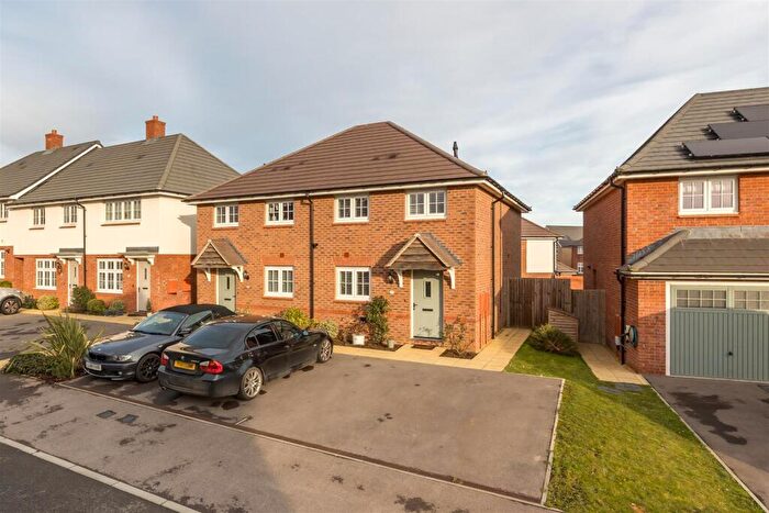 2 Bedroom House For Sale In Further Wore, Radley, Abingdon, OX14