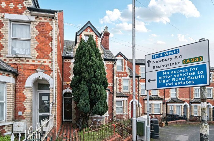 5 Bedroom Terraced House For Sale In Pell Street, Reading, Berkshire, RG1