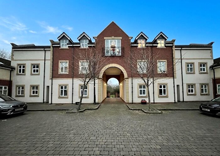 1 Bedroom Apartment To Rent In Elgar Close, Swindon, SN25