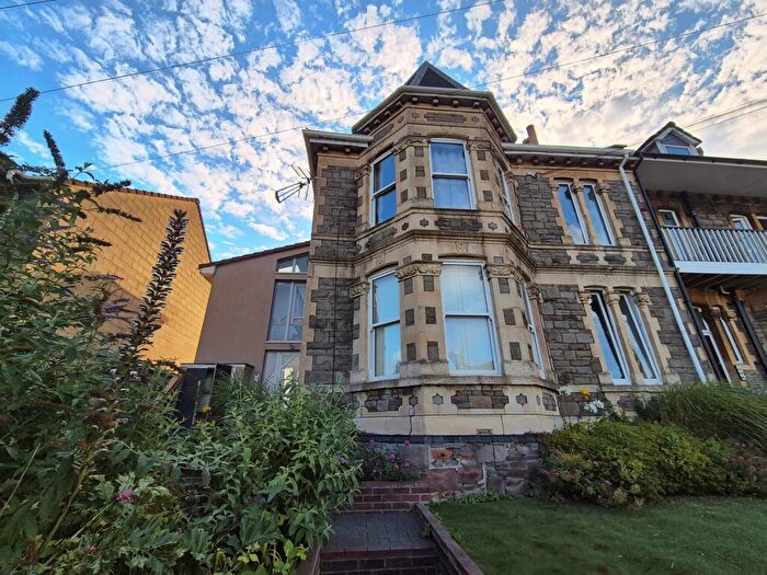 2 Bedroom Apartment To Rent In Wells Road, BS4