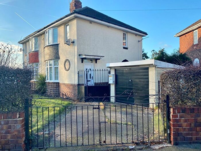 3 Bedroom Semi-Detached House To Rent In Sunfield Avenue, Worksop, S81