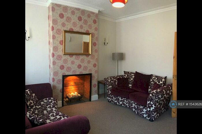 2 Bedroom Terraced House To Rent In Park Road, Bedworth, CV12