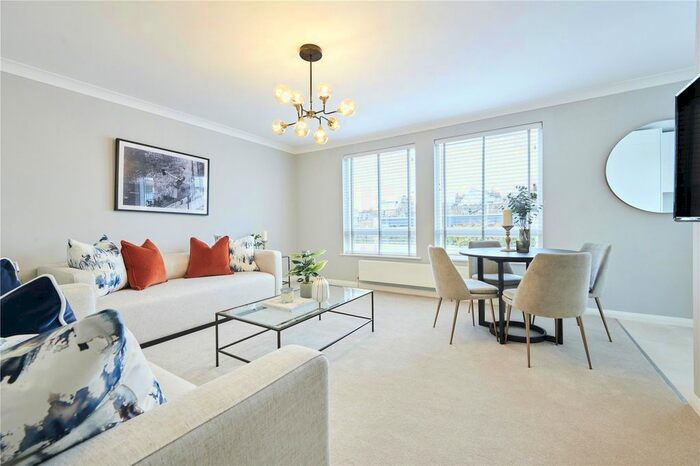 2 Bedroom Flat To Rent In Fulham Road, London, SW3