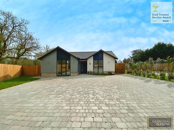 3 Bedroom Detached Bungalow For Sale In New Road, Little Burstead, Billericay, CM12