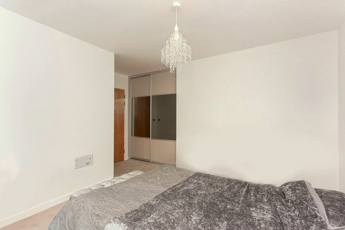 1 Bedroom Apartment For Sale In Lismore Boulevard, Colindale Gardens, Colindale, NW9