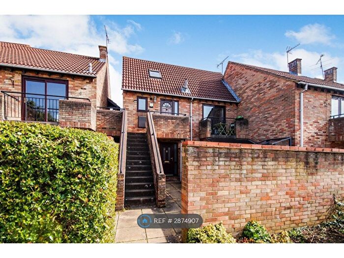 Studio To Rent In Maiden Place, Lower Earley, Reading, RG6