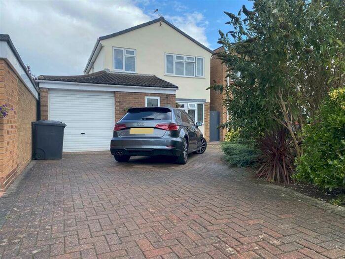 3 Bedroom House To Rent In Sawbrook, Fleckney, Leicestershire, LE8