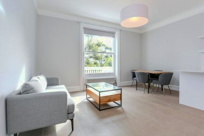 2 Bedroom Flat To Rent In Holland Park, Holland Park, London, W11