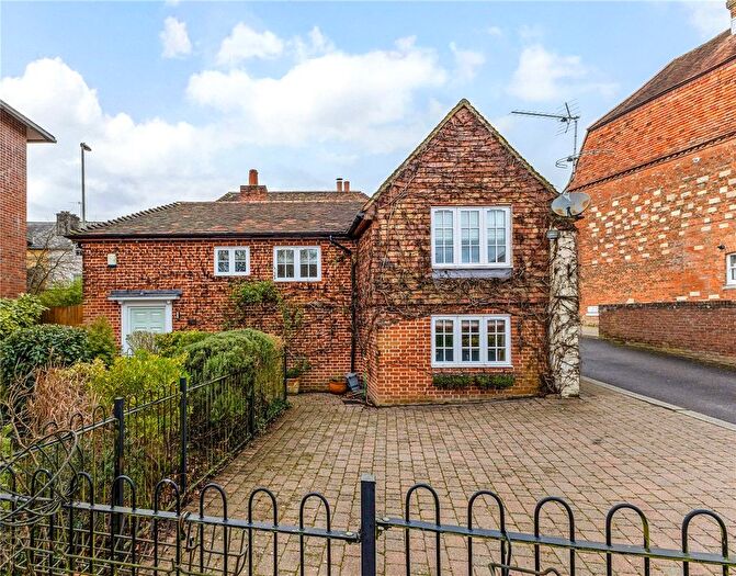 3 Bedroom Detached House For Sale In St. Cross Road, Winchester, Hampshire, SO23
